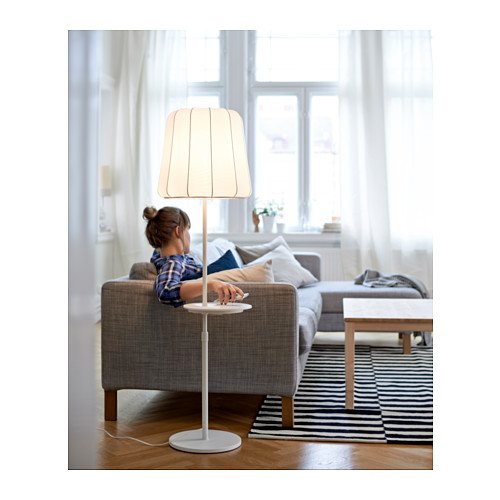 varv-floor-lamp-w-pad-wireless-charging__0371029_PH124169_S4.JPG